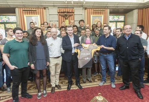 Podemos también respalda al Aparejadores